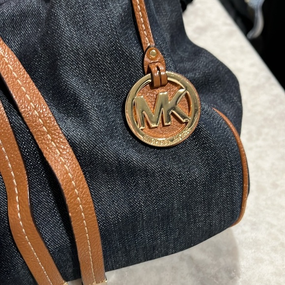 Michael Kors Denim and Luggage Trim - Picture 4 of 8